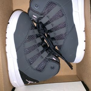 Toddler Max Aura Jordan shoes